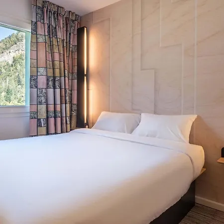 Hotell Sud 2*