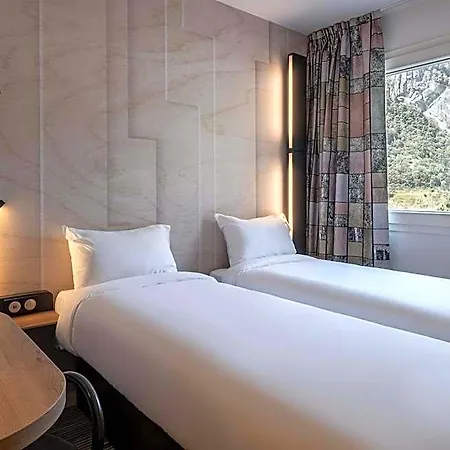Hotel Sud 2*
