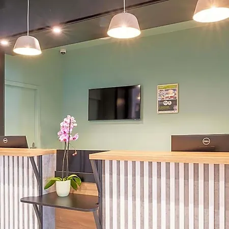 Sud Hotel Cluses